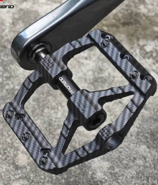 Педали за велосипед PD-R65 Carbon color с 3 капсуловани лагера
