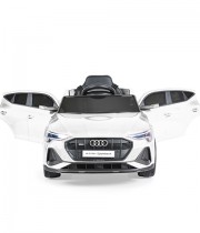 Акумулаторен джип Audi Sportback